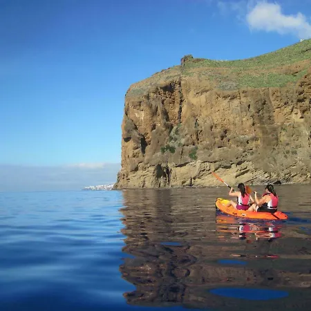 Little Ocean View House * Canico (Madeira)
